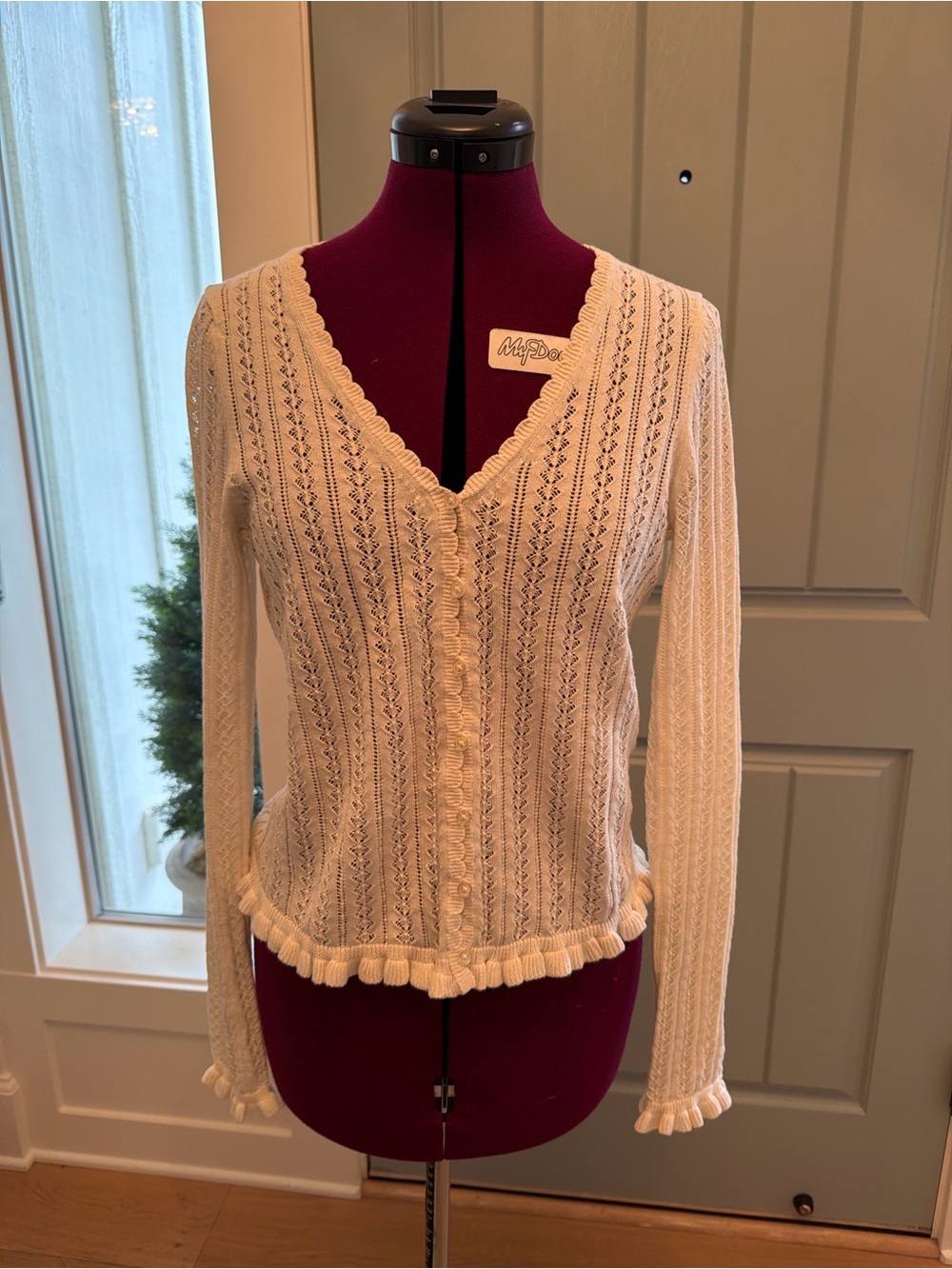 Gap pointelle Cream Knit V-Neck Cardigan Sweater - Classic Lightweight Layer